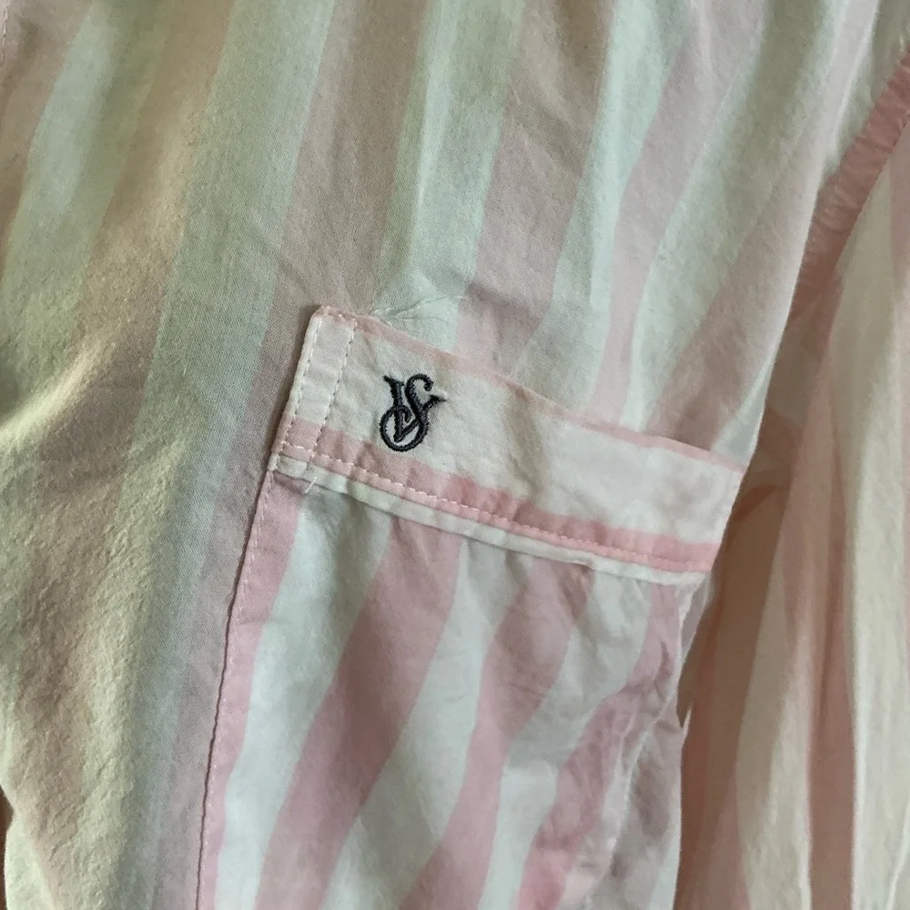 Victoria’s Secret button down iconic striped pj dress long sleeve size large